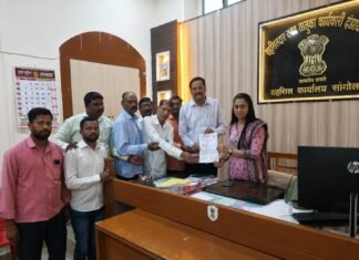 पत्रकारांना धमकी व अपशब्द प्रकरणी तहसीलदार व पोलीस निरीक्षकांना निवेदन