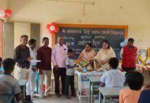 वामनराव शिंदे साहेब आदर्श विद्यालयाचा 40 वा वर्धापन दिन साजरा